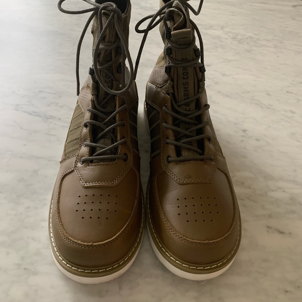 Tactical Boot - Picture 2 of 6